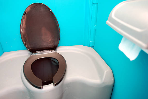 Affordable portable toilet rental in Highwood, IL